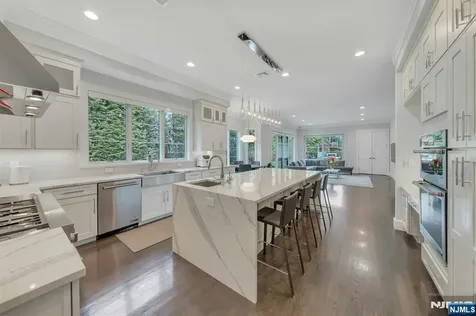 45 Brook Way Demarest NJ 07627