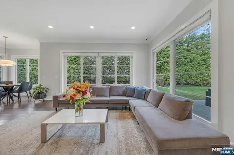 45 Brook Way Demarest NJ 07627