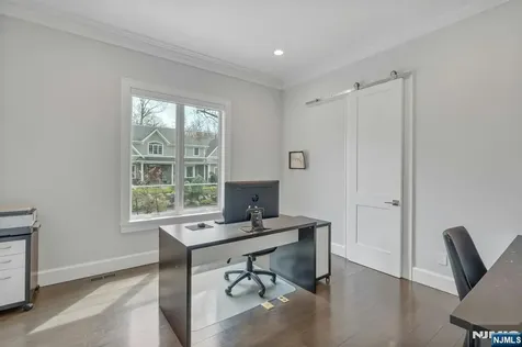 45 Brook Way Demarest NJ 07627