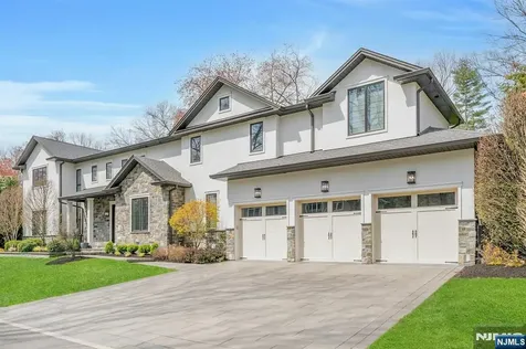 45 Brook Way Demarest NJ 07627