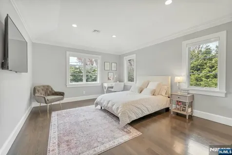 45 Brook Way Demarest NJ 07627