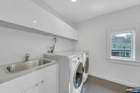 45 Brook Way Demarest NJ 07627