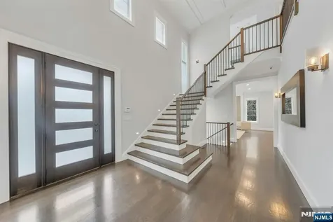 45 Brook Way Demarest NJ 07627