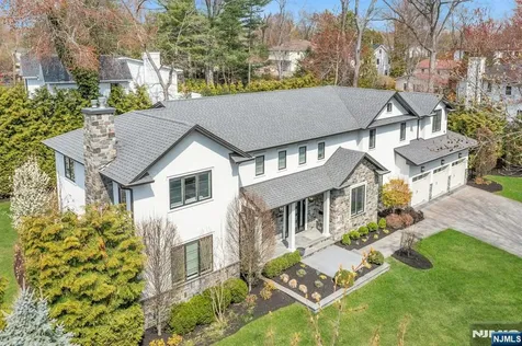 45 Brook Way Demarest NJ 07627