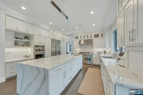 45 Brook Way Demarest NJ 07627