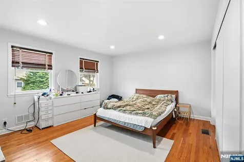 283 Taft Road River Edge NJ 07661
