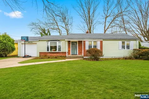 283 Taft Road River Edge NJ 07661