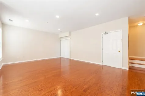 201 Dey Street Harrison NJ 07029
