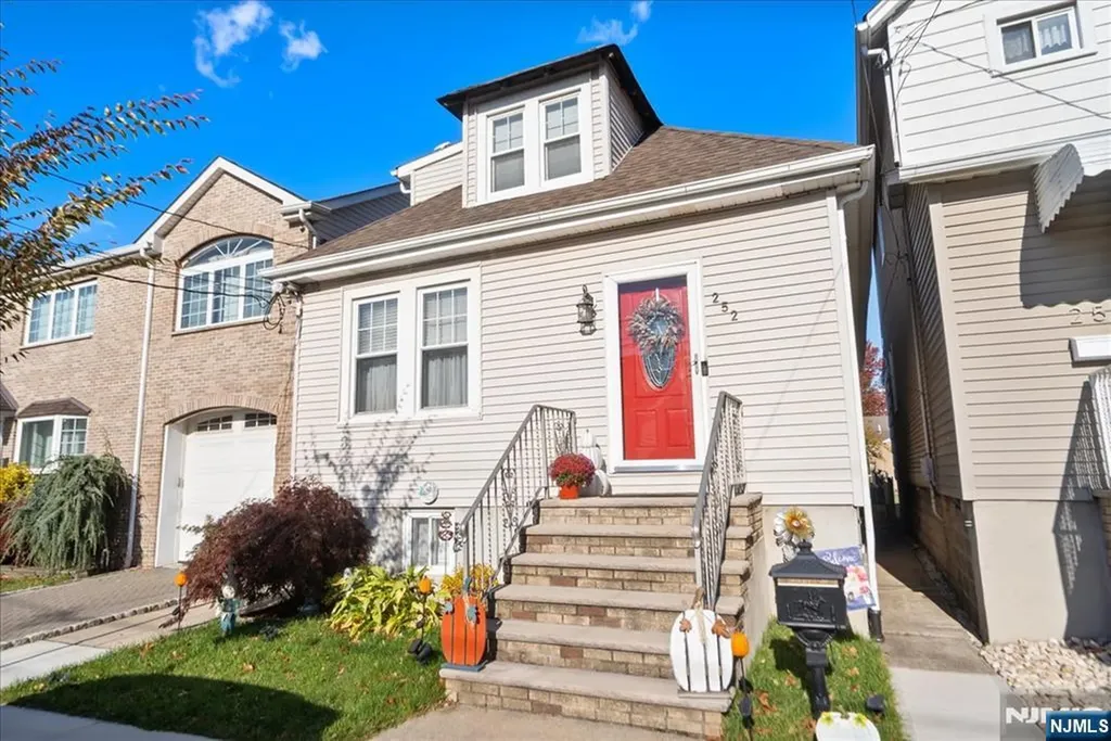 252 Grace Avenue Secaucus NJ 07094