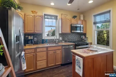252 Grace Avenue Secaucus NJ 07094