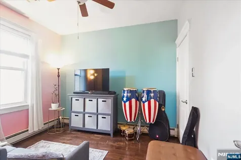 252 Grace Avenue Secaucus NJ 07094