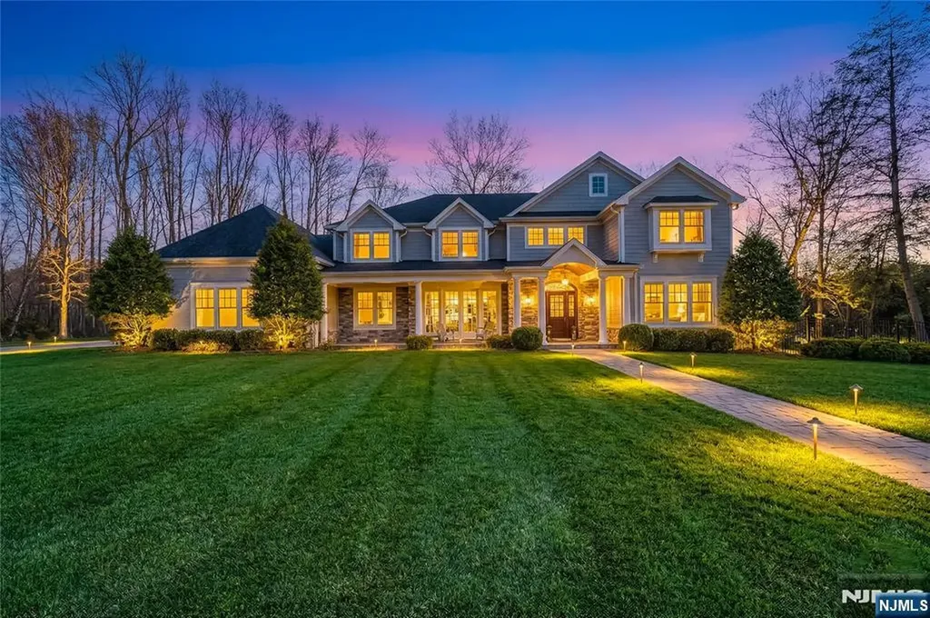 106 Koch Lane Old Tappan NJ 07675