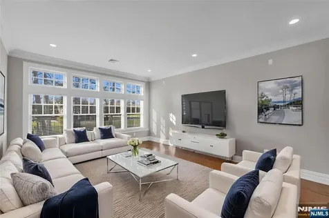 106 Koch Lane Old Tappan NJ 07675