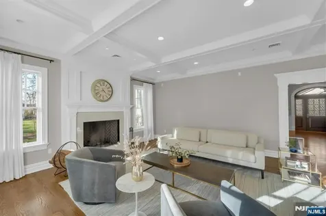 106 Koch Lane Old Tappan NJ 07675