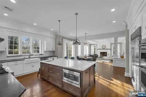 106 Koch Lane Old Tappan NJ 07675