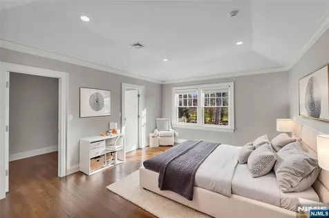 106 Koch Lane Old Tappan NJ 07675