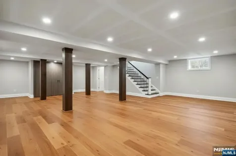 106 Koch Lane Old Tappan NJ 07675