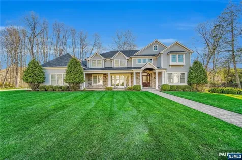 106 Koch Lane Old Tappan NJ 07675