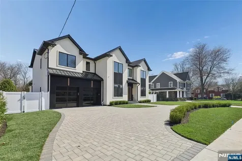 228 Spring Valley Road Paramus NJ 07652
