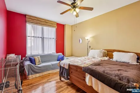 111 Mulberry Street Newark NJ 07102