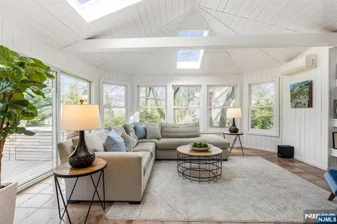 109 Clarewill Avenue Montclair NJ 07043