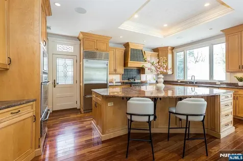 109 Clarewill Avenue Montclair NJ 07043