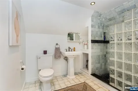 109 Clarewill Avenue Montclair NJ 07043