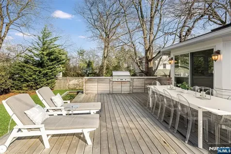 109 Clarewill Avenue Montclair NJ 07043