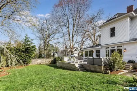 109 Clarewill Avenue Montclair NJ 07043