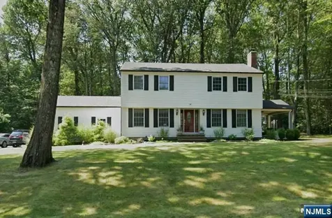 61 Heatherhill Lane Woodcliff Lake NJ 07677