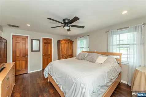 61 Heatherhill Lane Woodcliff Lake NJ 07677