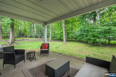 61 Heatherhill Lane Woodcliff Lake NJ 07677