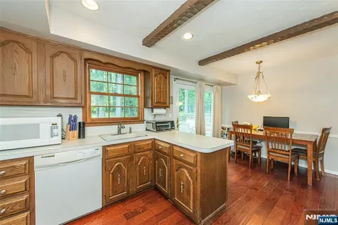 61 Heatherhill Lane Woodcliff Lake NJ 07677