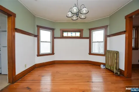 308 Hoboken Road East Rutherford NJ 07073