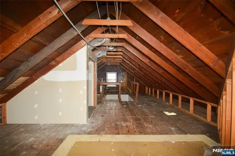 308 Hoboken Road East Rutherford NJ 07073