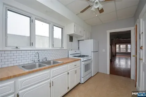 308 Hoboken Road East Rutherford NJ 07073