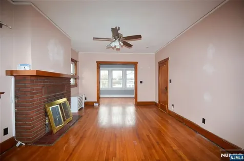 308 Hoboken Road East Rutherford NJ 07073