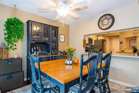 117 Quartz Lane Paterson NJ 07501
