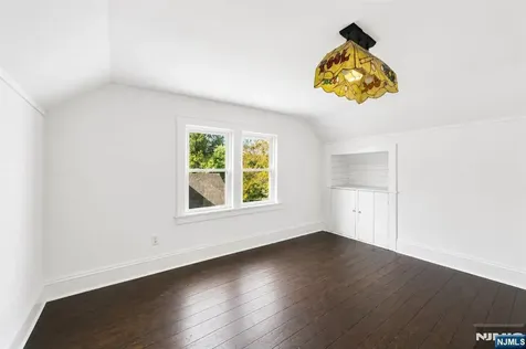 76 Magnolia Avenue Tenafly NJ 07670