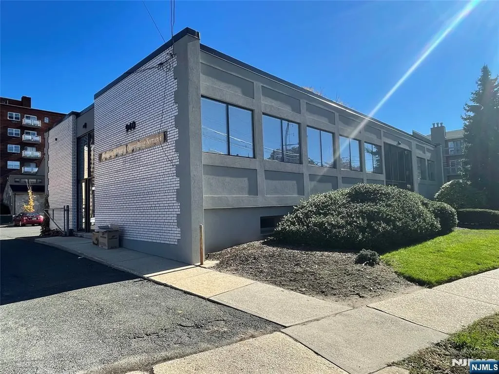 936-42 Main Street Hackensack NJ 07601