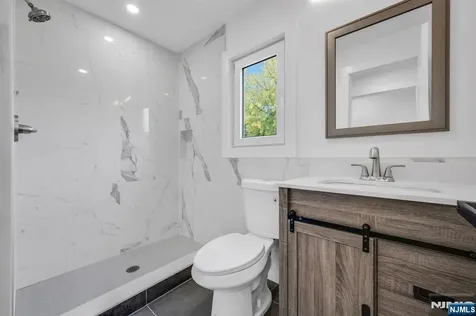 378 Marvin Avenue Hackensack NJ 07601