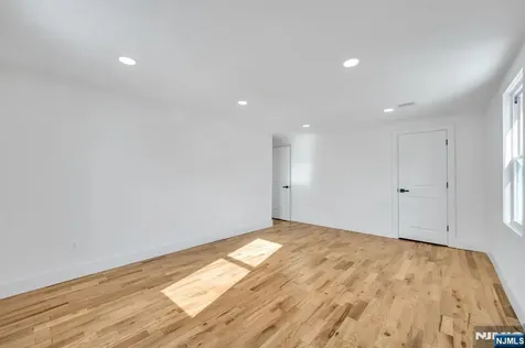 309 Ottawa Avenue Hasbrouck Heights NJ 07604