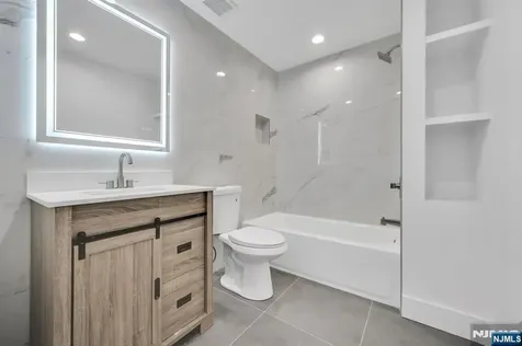 309 Ottawa Avenue Hasbrouck Heights NJ 07604