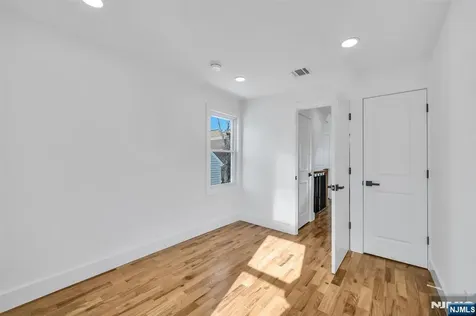 309 Ottawa Avenue Hasbrouck Heights NJ 07604