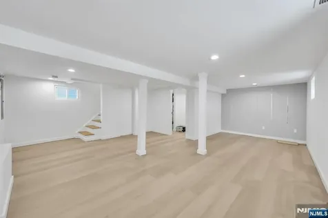 309 Ottawa Avenue Hasbrouck Heights NJ 07604