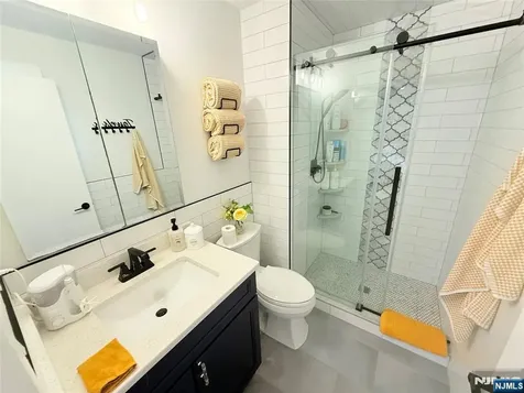 33 Willow Wood Court East Rutherford NJ 07073
