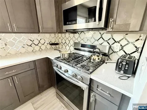 33 Willow Wood Court East Rutherford NJ 07073