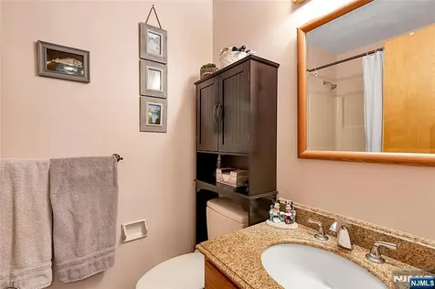 22-1 Tamaron Drive Waldwick NJ 07463