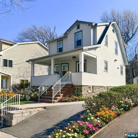 30 Knox Avenue Cliffside Park NJ 07010
