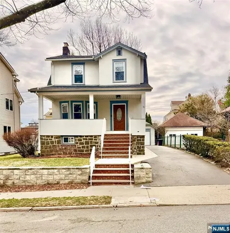 30 Knox Avenue Cliffside Park NJ 07010